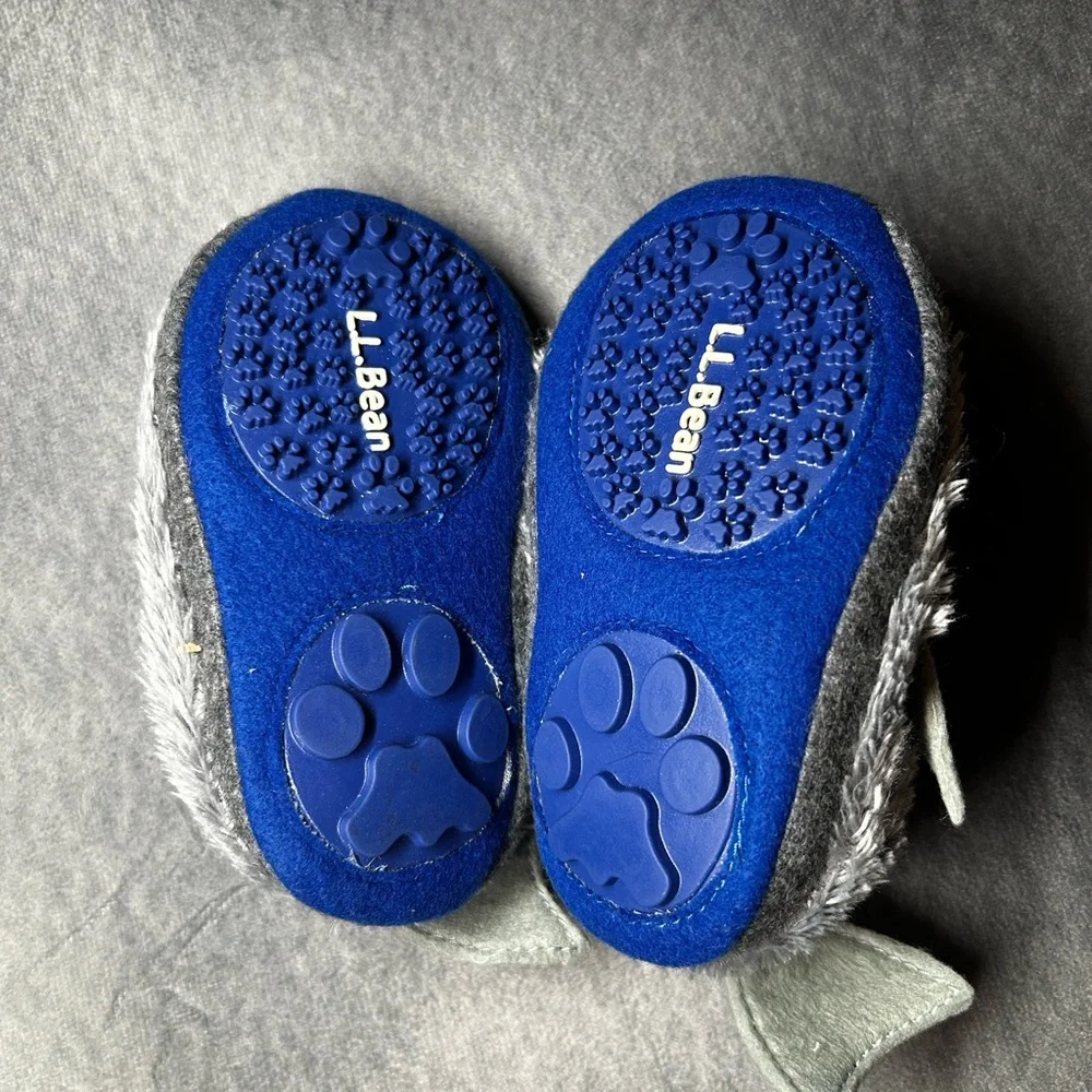 Cozy Gray L.L. Bean Plush Shark Baby Booties